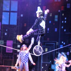  Cirque Dreams Performance 